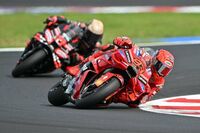 MotoGp, Marquez trionfa nel Gp di San Marino. Secondo Bezzecchi, cade Bagnaia
