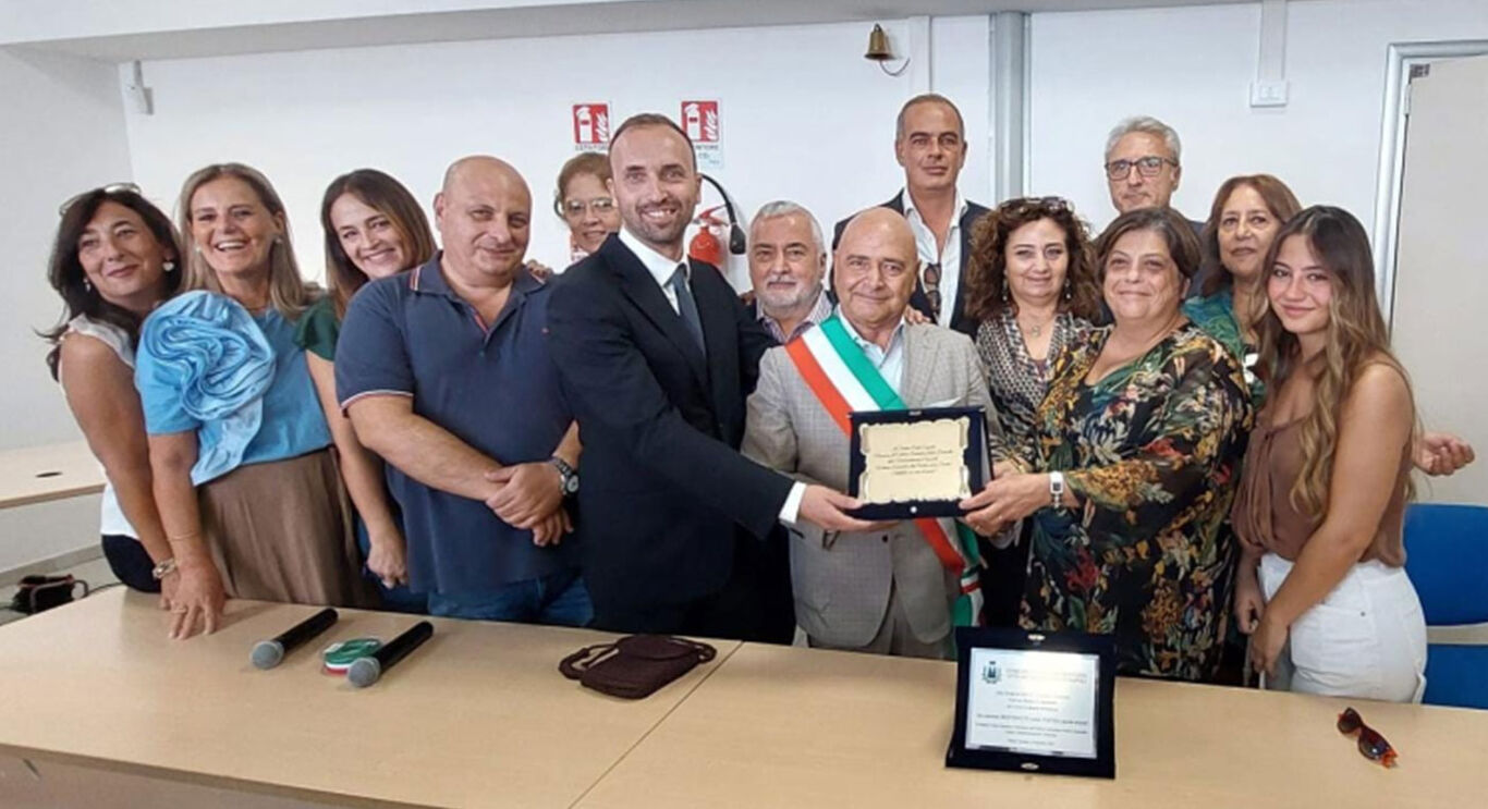 Pollena Trocchia - Plesso Viviani, folla e entusiasmo per l'inaugurazione