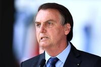 Brasile, Bolsonaro ricoverato d'urgenza dopo un malessere