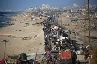 Gaza City, prosegue l'avanzata: Israele apre seconda via di fuga per i residenti