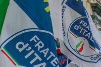 Spray urticante a cena elettorale candidata Fdi con 300 persone, panico in sala