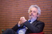 Nicola Piovani: "Basta sottofondo musicale nei locali, bollino per quelli free"