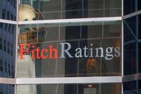 Fitch rialza il rating dell'Italia a BBB+. Giorgetti: "Siamo su strada giusta"