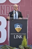 Gualtieri: "Voi giovani dovete riportare civiltà democratica nel dibattito del futuro"