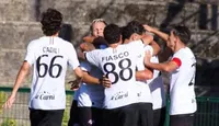 Torre Annunziata - Il Savoia debutta al Giraud e rifila quattro gol al Paternò (4-1)