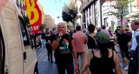 Napoli - Corteo per Gaza: presidio di studenti e sindacati in piazza Mancini