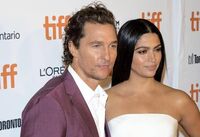Matthew McConaughey svela il segreto del suo matrimonio: "La misura del letto"