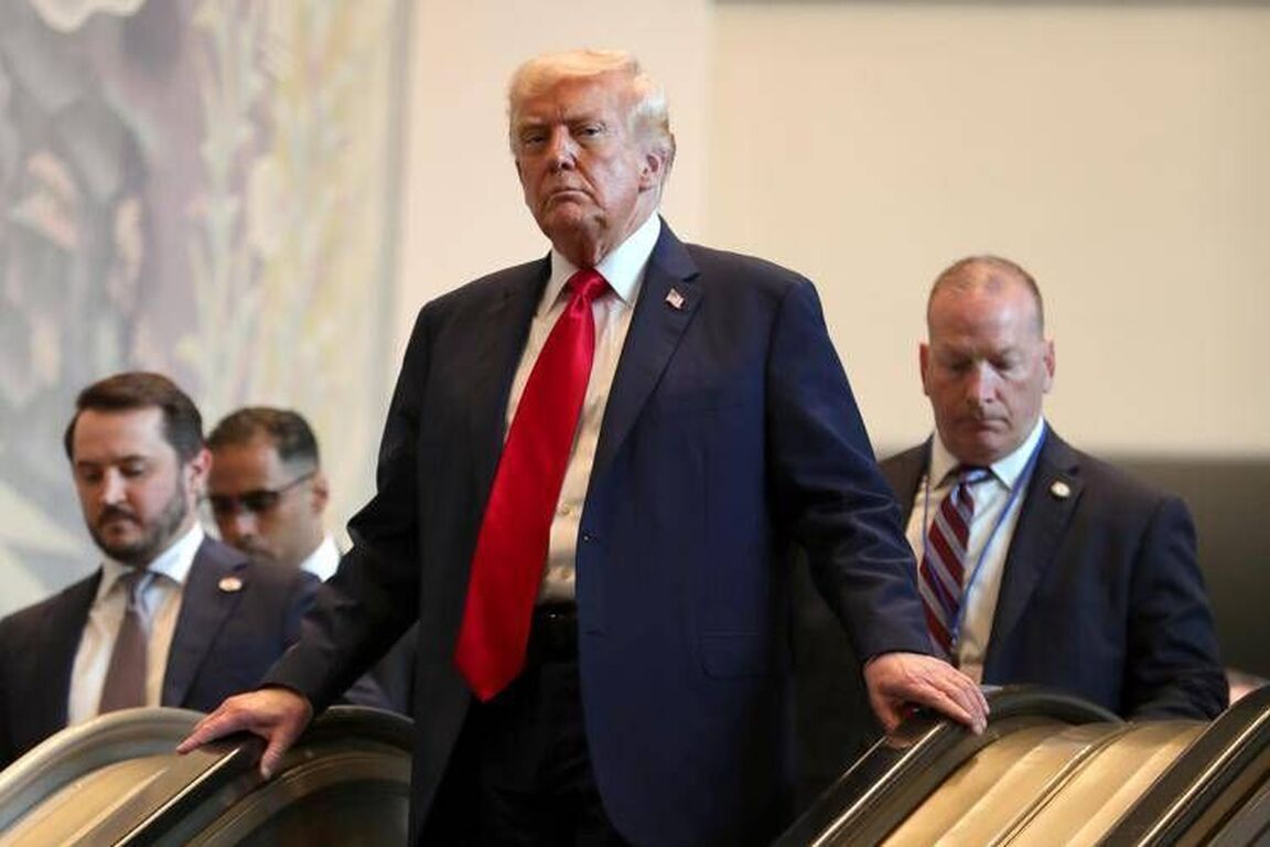 Trump contro l'Onu: "Scala mobile bloccata e gobbo rotto, è sabotaggio: chiedo inchiesta"