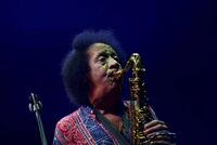 James Senese ricoverato in terapia intensiva per forte polmonite