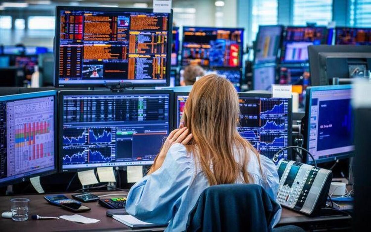 Dazi su farmaci, mobili e camion: gli annunci di Trump non fanno danni in Europa (per ora)