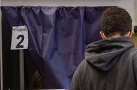 Elezioni regionali Marche e Valle d'Aosta, oggi urne aperte fino alle 23