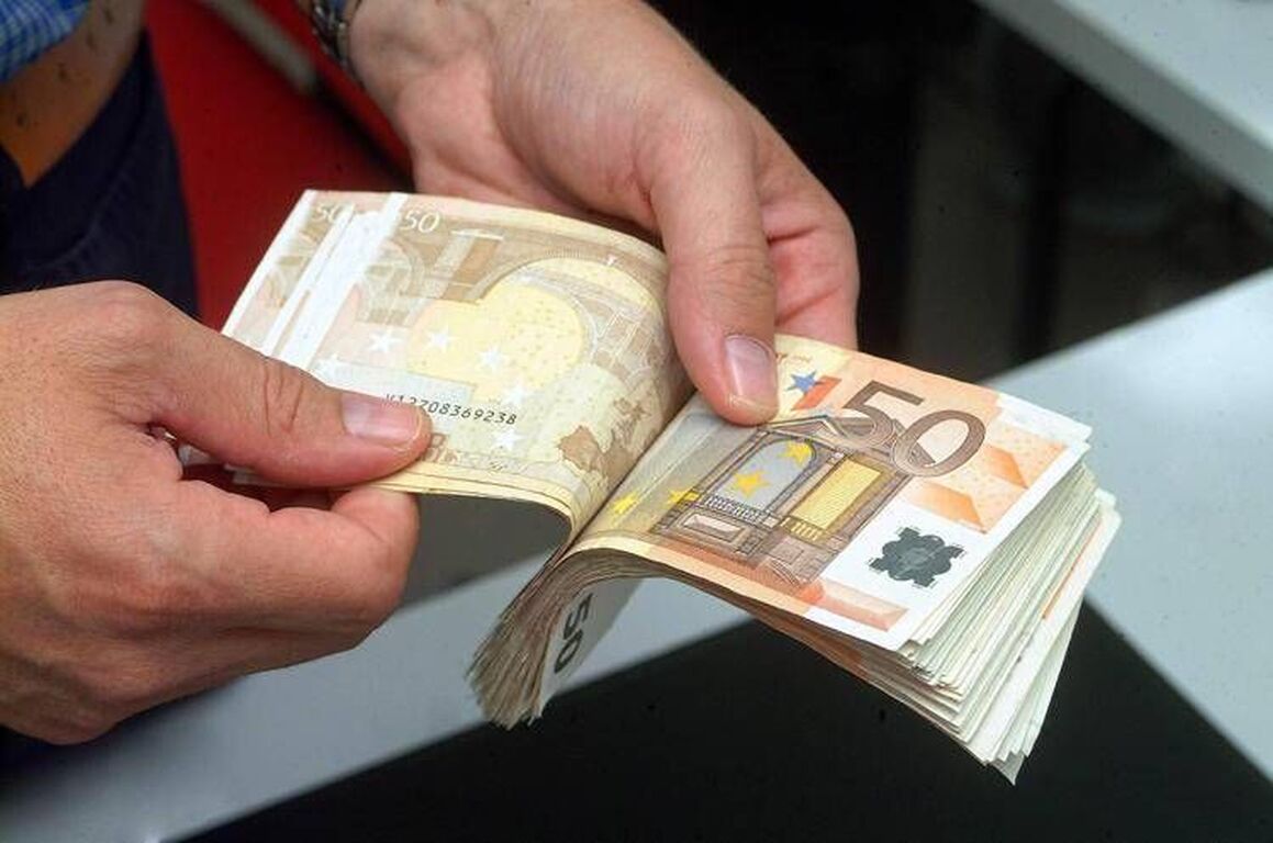 La Bce raccomanda i contanti in caso di crisi ma scommette sull'Euro digitale: ecco perché