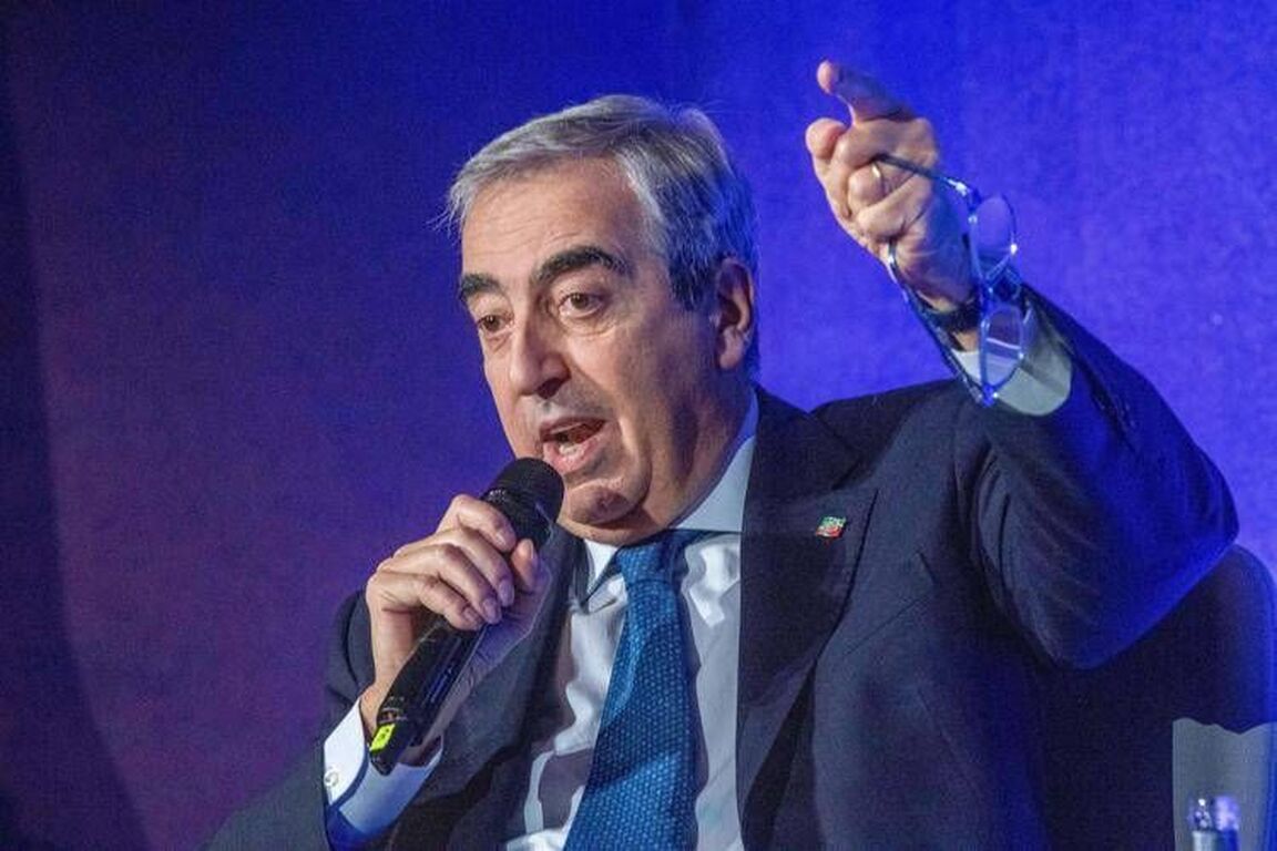 Gasparri: "Mi attaccano per parole su Goracci? Da lei affermazioni false e incaute, si scusi"