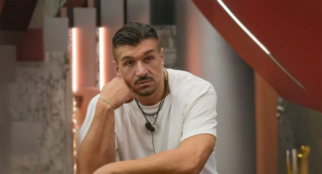Grande Fratello, l'ex di Matteo Azzali lo smaschera: ‘Pagliaccio! Ecco cosa ha fatto"