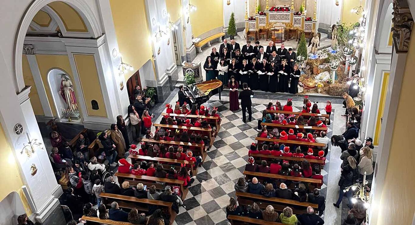 Torre Annunziata – I solenni festeggiamenti in onore di Santa Teresa in piazza Cesaro
