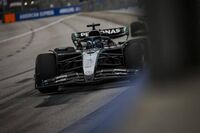 Gp Singapore, Russell in pole davanti a Verstappen. Hamilton sesto, poi Leclerc