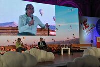 "Povertà e democrazia", la Lectio civilis di Abhijit Banerjee al Festival Nazionale dell'Economia Civile