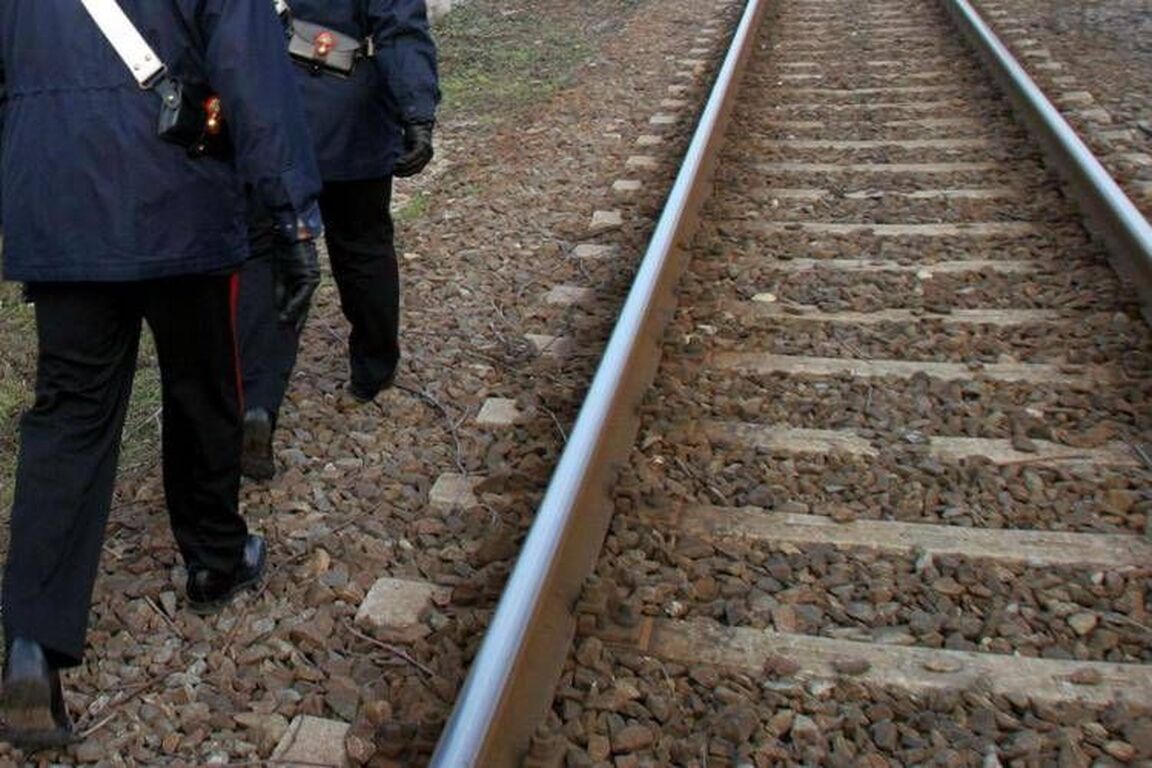 Cadavere sui binari vicino Oriolo Romano, treni sospesi su linea Roma-Viterbo