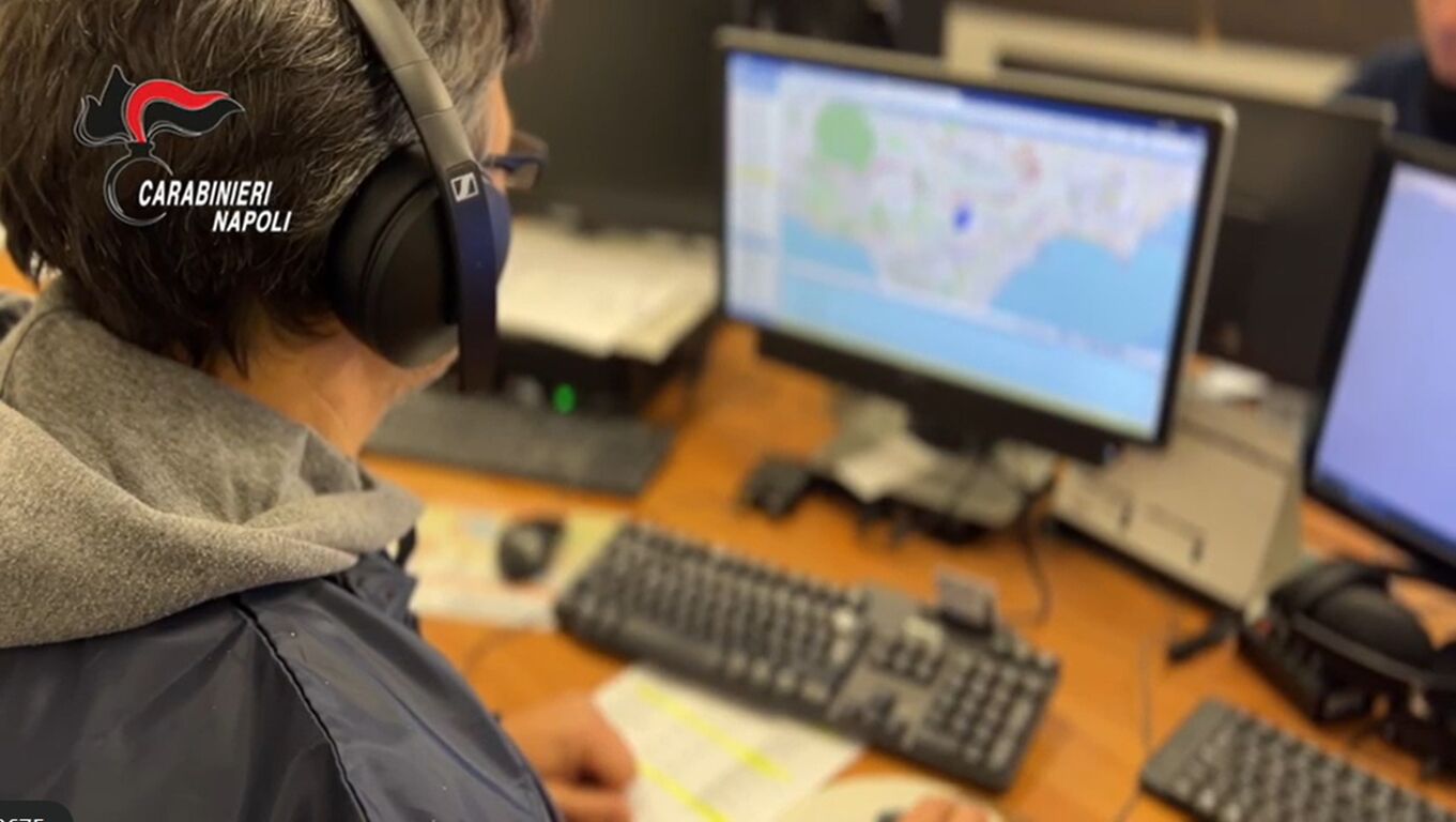 Truffe bancarie con la tecnica dello spoofing: 11 arresti tra Giugliano e Napoli