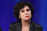 Corinne Clery e il tradimento del figlio: "Ho cercato di comprare il suo amore"