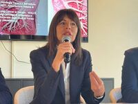 Tumori Nsclc con mutazione Egfr, oncologa Novello: "Con cure mirate migliore aspettativa vita"