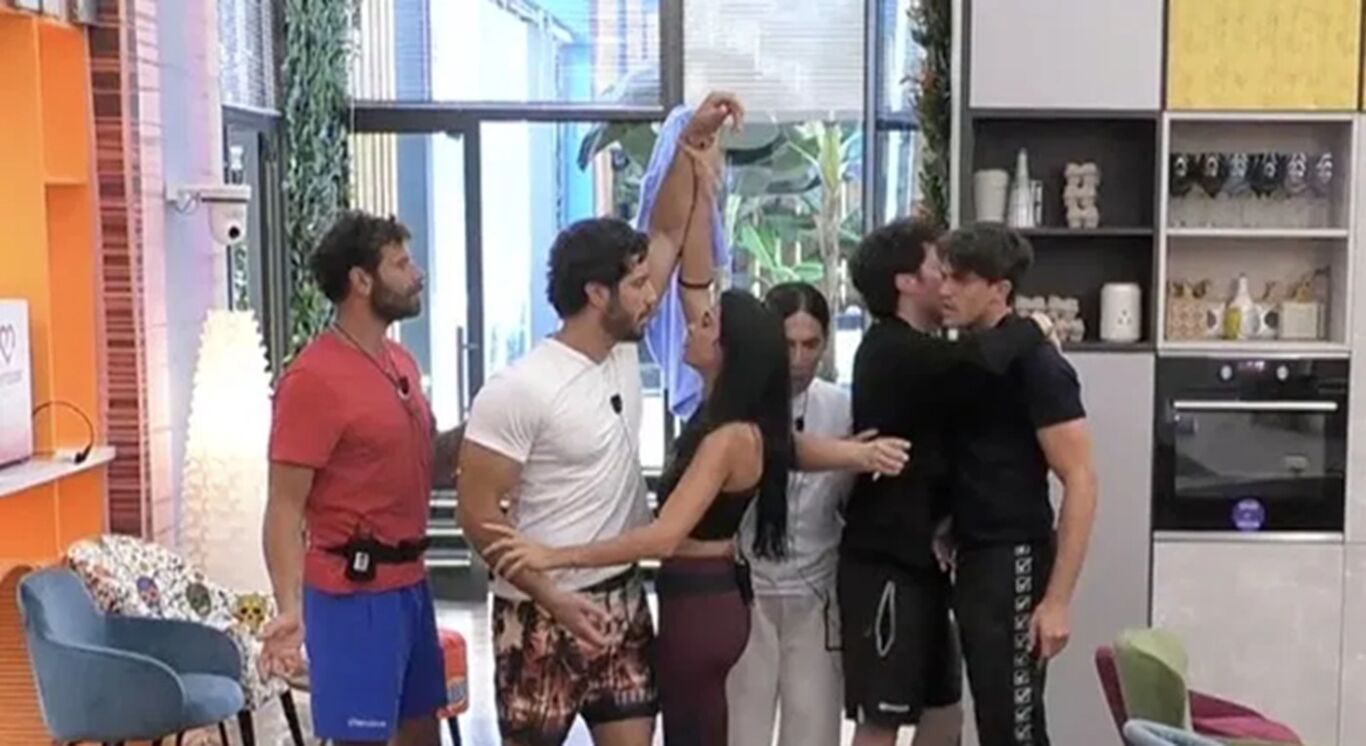 Grande Fratello, cosa ha innescato la lite tra Omer Elomari e Jonas Pepe: "Voleva andare oltre"