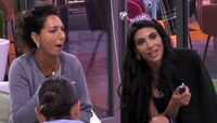 Grande Featello, pace Israele-Hamas: Rasha e Donatella discutono nel cuore della notte. Cos'è successo