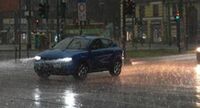 Due regioni in arancione, otto in giallo: è ancora allerta meteo sull'Italia