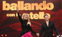 Ballando, Nancy Brilli contro "i bulli" in giuria: "Rovinano la festa"