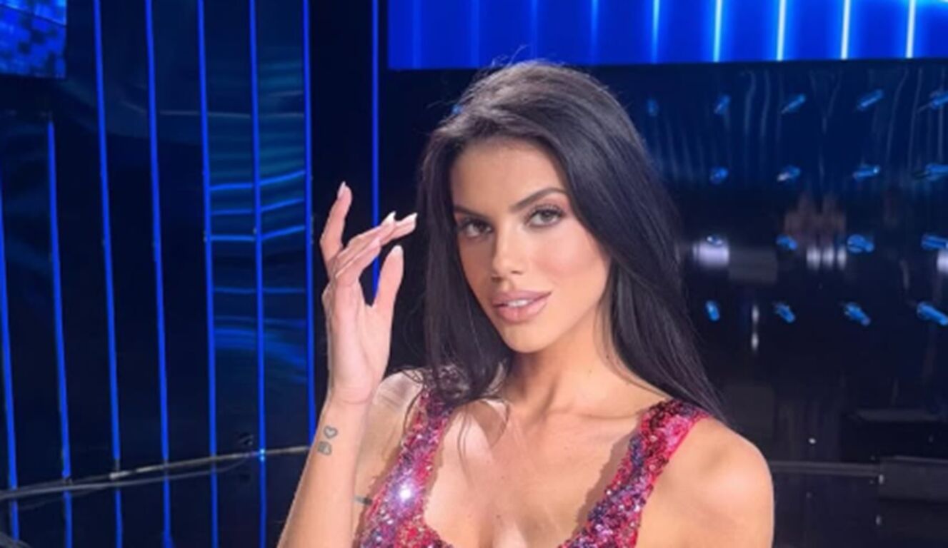 Antonella Fiordelisi confessa: "Sono innamorata di Giulio, ma per il matrimonio è presto"