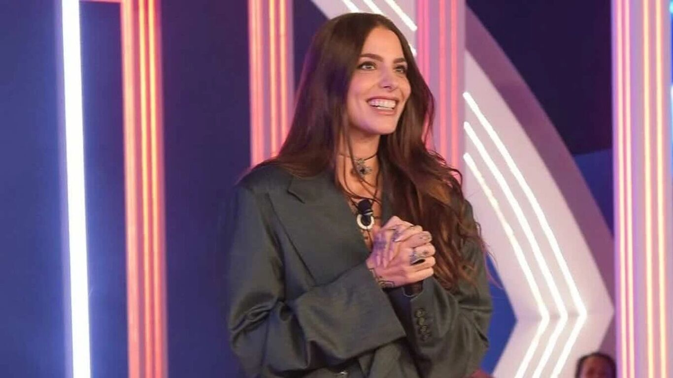 Grande Fratello: Anita Mazzotta dice addio alla mamma: "Sempre con me". E stasera rientra nella Casa