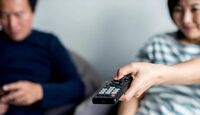Ascolti tv, 'Makari' torna su Rai1 e vince la serata con il 19,6%