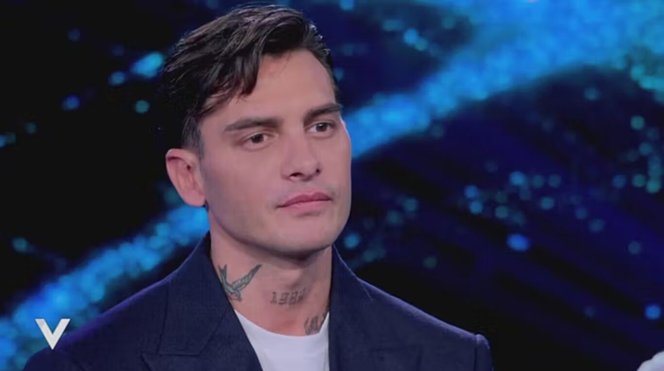 Alessandro Basciano volta pagina e ritova l'amore? L'ex gieffino avvistato in dolce compagnia (foto)