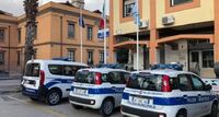Agenti municipali di Pompei aggrediti a colpi di casco: arrestati due giovani di Torre Annunziata