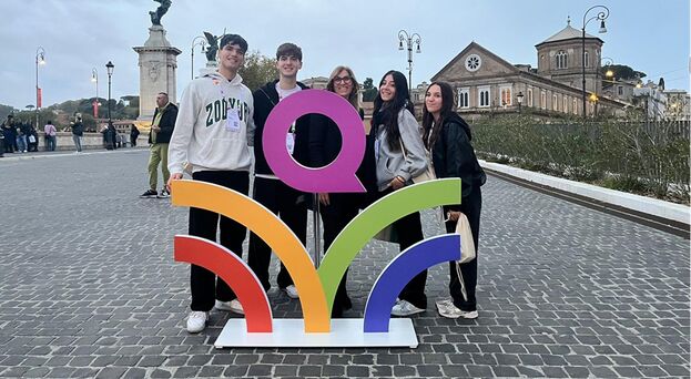 Poggiomarino - L'istituto superiore  "da Vinci" al Giubileo del Mondo Educativo