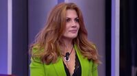 Grande Fratello, Valentina Piscopo lascia la Casa e lancia accuse: “Un branco di falsi!”