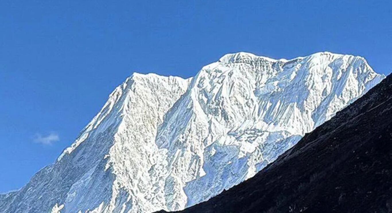 Nepal, dispersi 2 alpinisti italiani: stavano tentando di scalare il Panbari