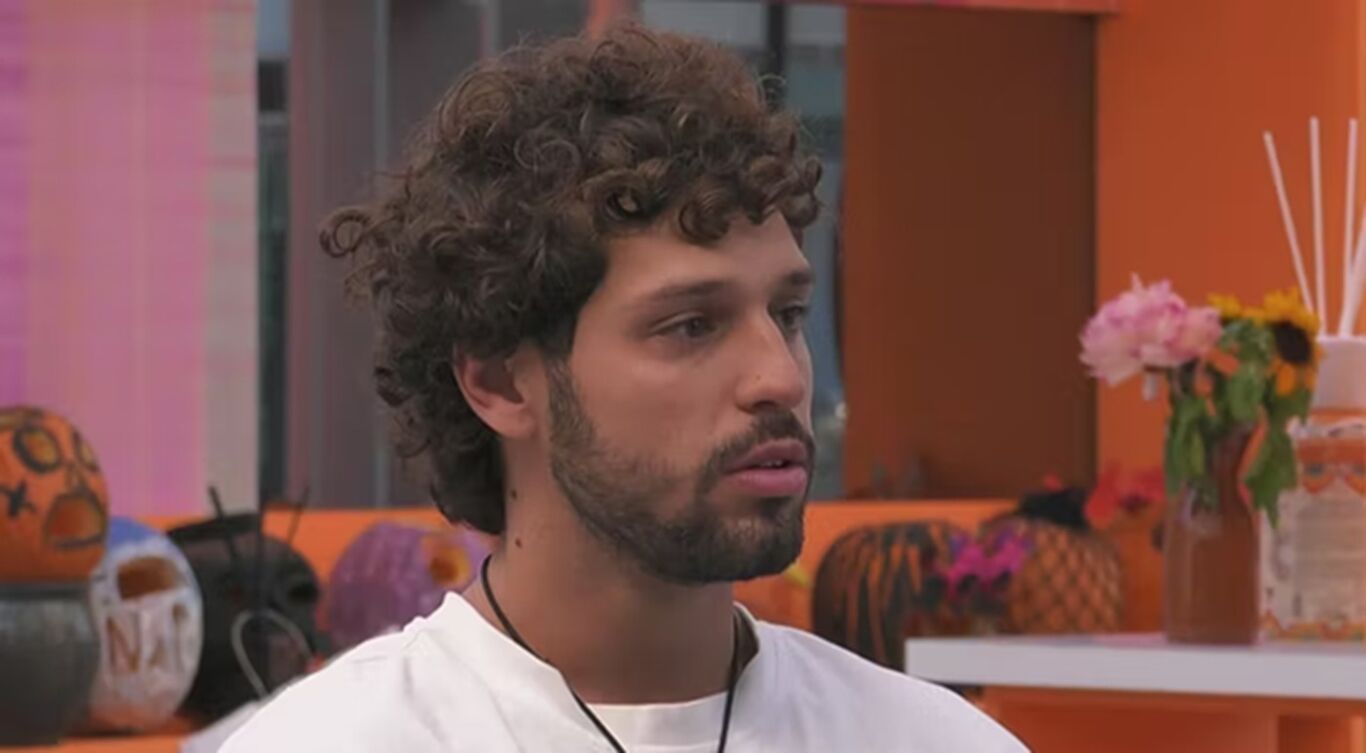 Grande Fratello, la fidanzata di Mattia Scudieri lo scarica: "Vuole creare una storia nella Casa"