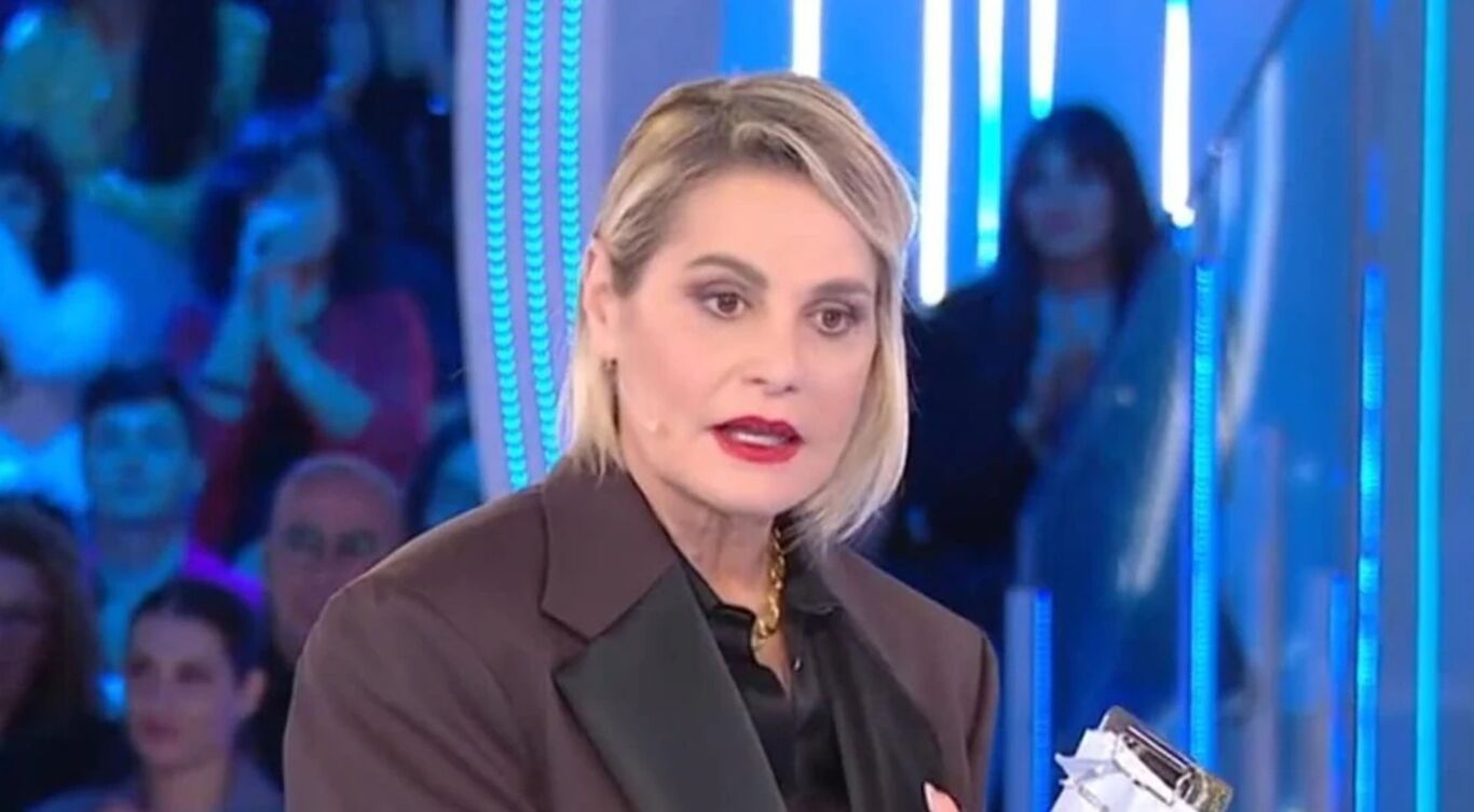 Grande Fratello, stop al raddoppio settimanale: il reality in onda solo il lunedì