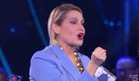 Grande Fratello, Simona Ventura furiosa: "Chiedi scusa!". Cos'è successo