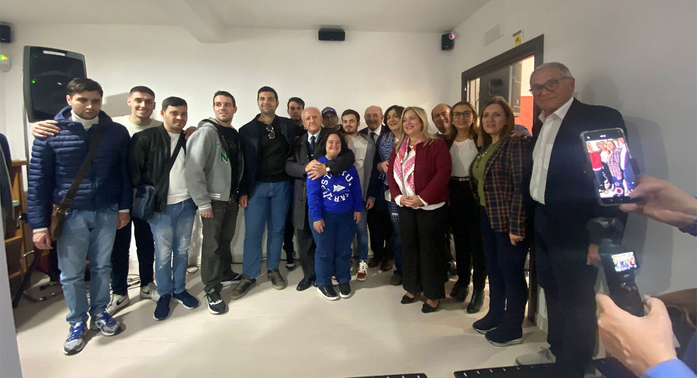 Torre del Greco - “Natale di corallo” per i ragazzi autistici del progetto “Sulle ali dell'Airone”