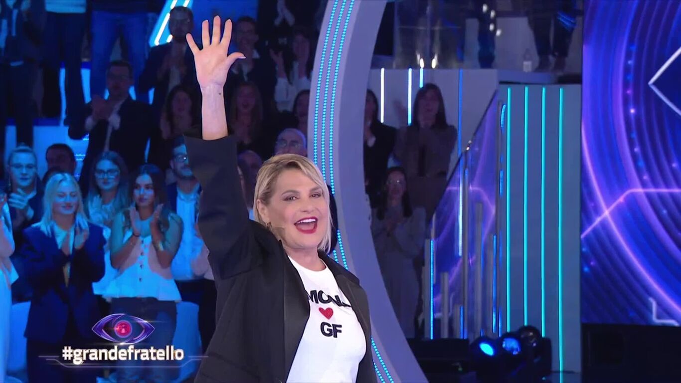 Ascolti TV 17 novembre 2025: Il Commissario Ricciardi 3 domina, Grande Fratello in calo