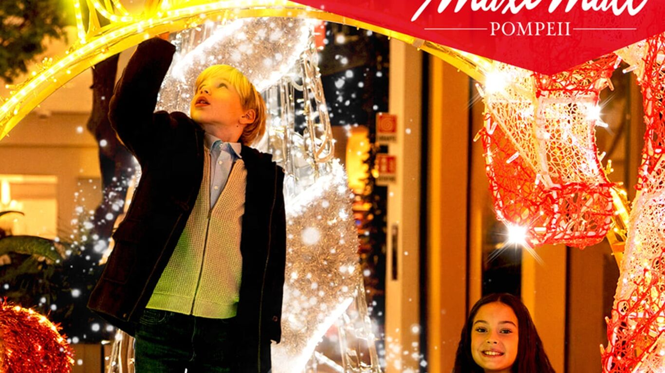 Torre Annunziata - MaxiMall Pompeii dà il via al Natale: eventi, luci, mercatini e un grande concorso