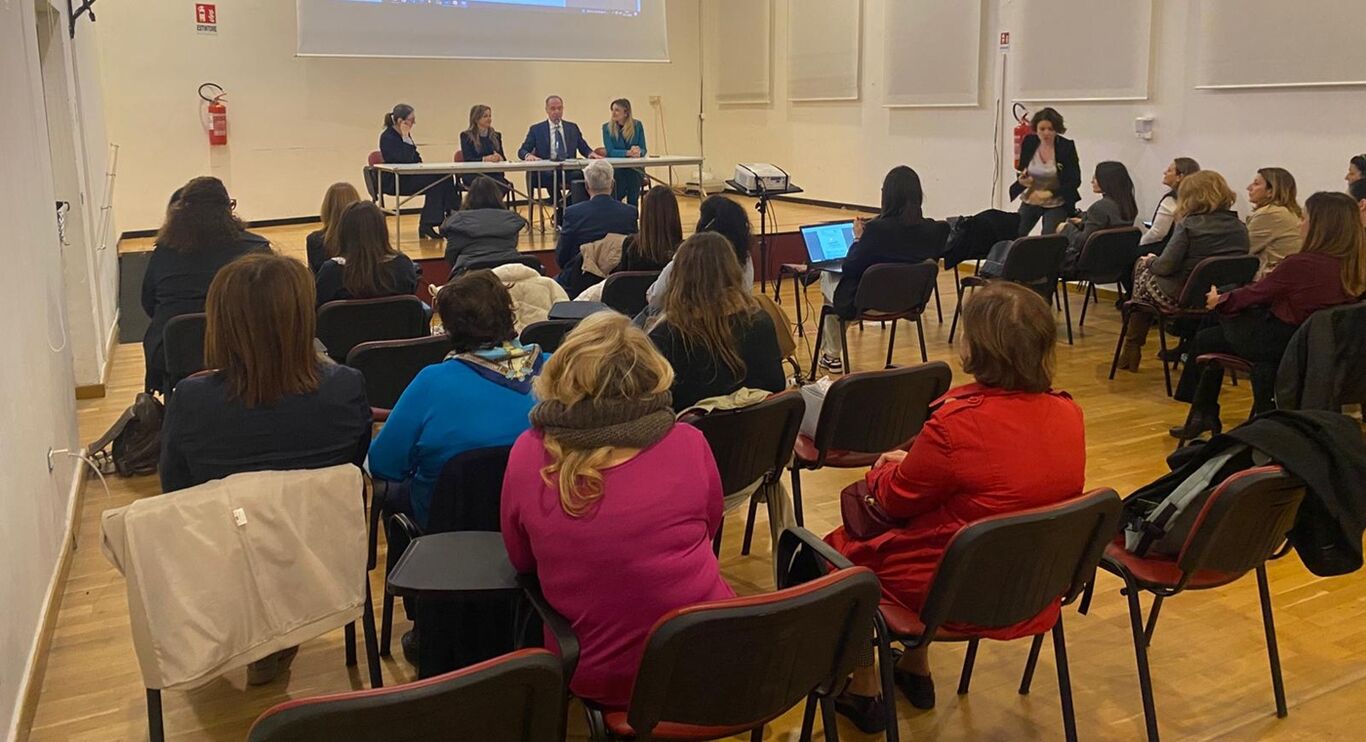 Torre del Greco - Progetto Porcospini per combattere gli abusi sui minori