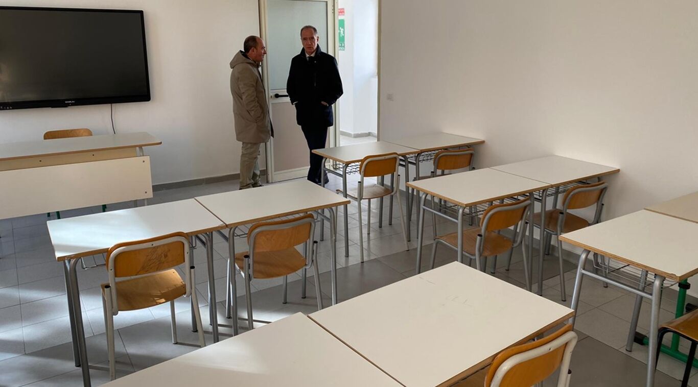 Torre del Greco - Dal 27 novembre al via le lezioni nelle nuove aule del complesso La Salle