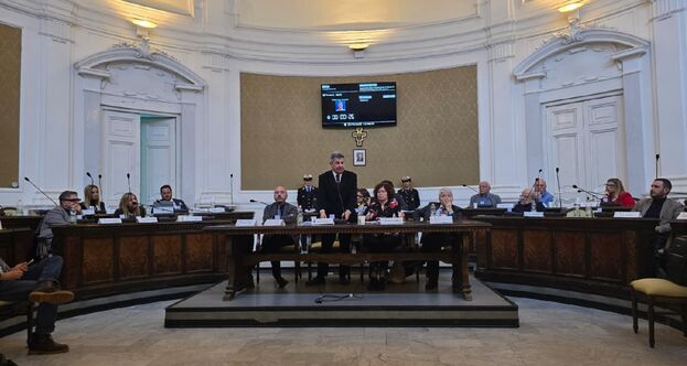 Castellammare - Il sindaco Vicinanza: «Nessuna ambiguità. La città merita scelte nette»