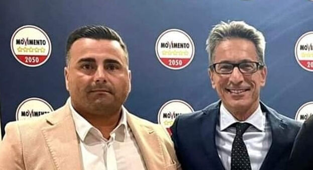 Torre Annunziata - Voto sull'assestamento di bilancio: il M5S critica il suo consigliere Monaco