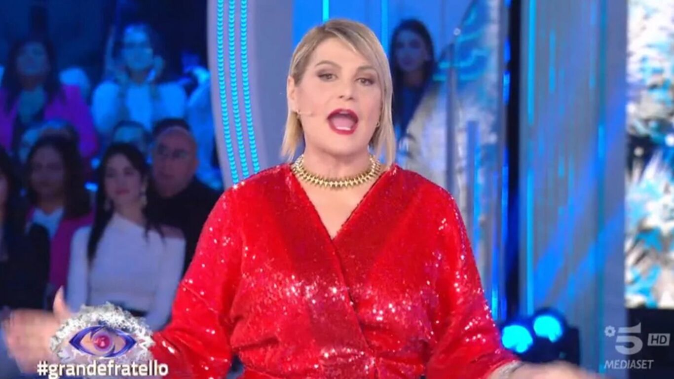 Mediaset, giallo sui dati Auditel e poi la doccia fredda: nuovo crollo per il Grande Fratello