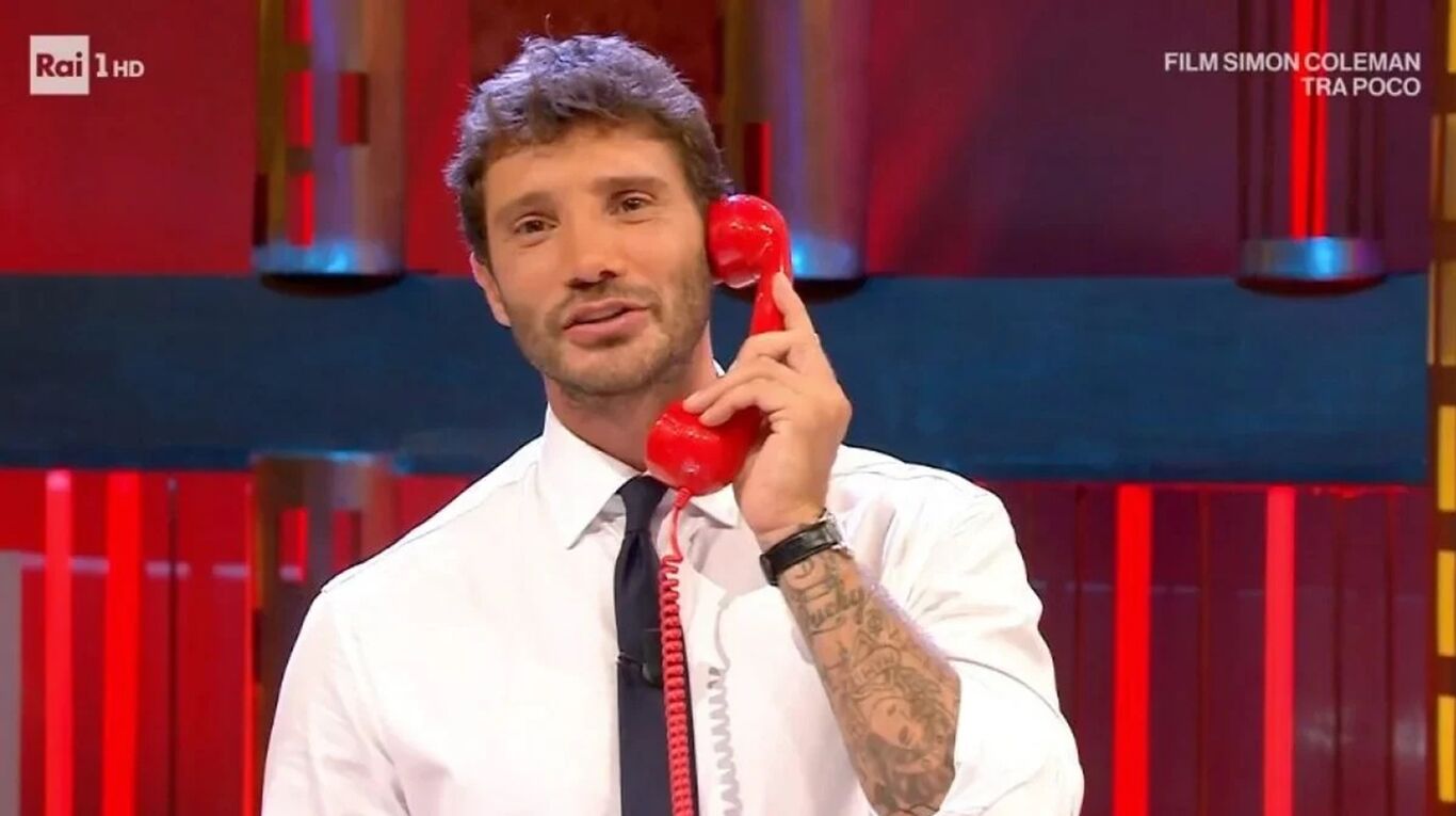 Stefano De Martino ha una nuova fidanzata famosa? "Si amano in segreto"