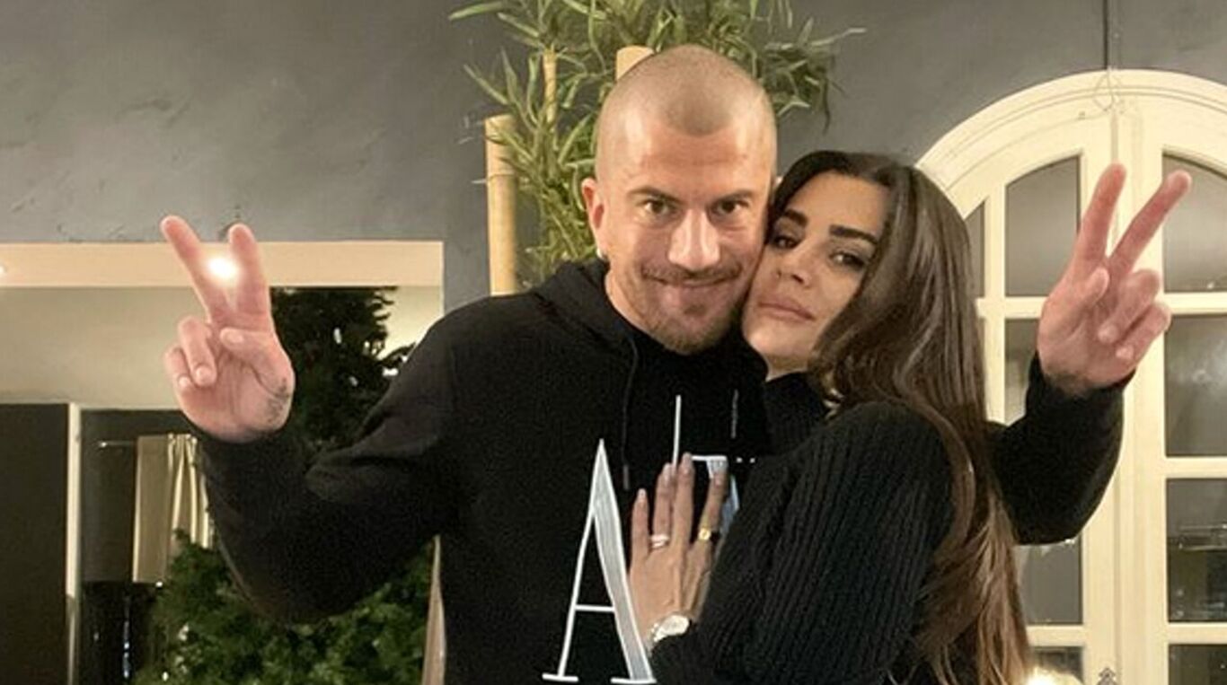 Uomini e Donne, Elga Enardu annuncia la rottura con Diego Daddì: "La mia storia con lui è finita"